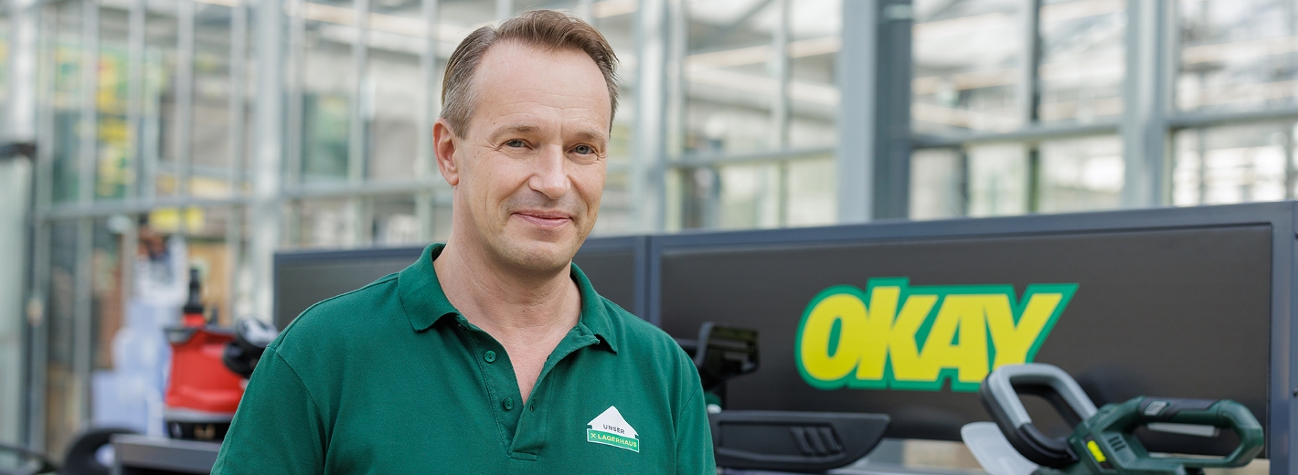 Lagerhaus Fachberater mit Okay Akku