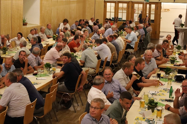 Generalversammlung Lagerhaus Weinviertel Ost im VAZ Musikerheim in Staatz-Kautendorf.