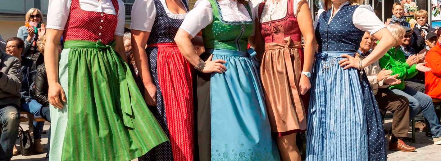 Dirndlkleider