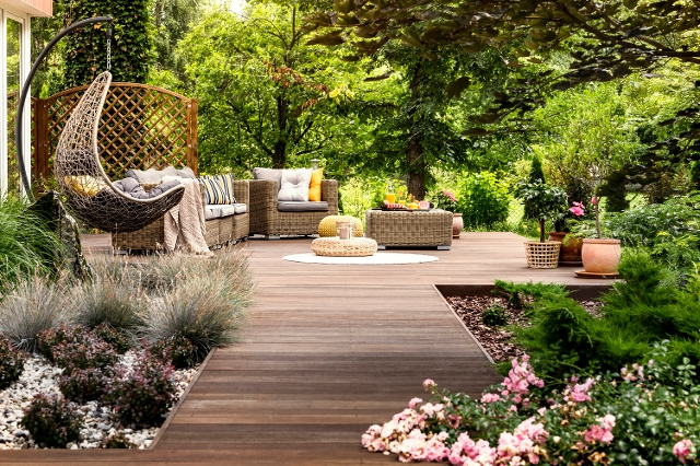 Verlängertes Wohnzimmer im Garten
