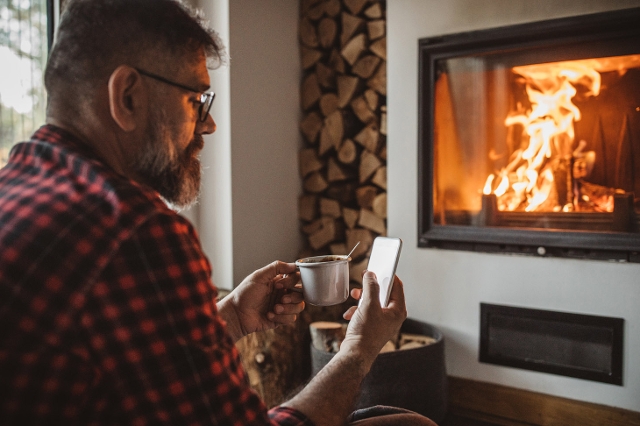 Mit Smartphone den Kamin steuern