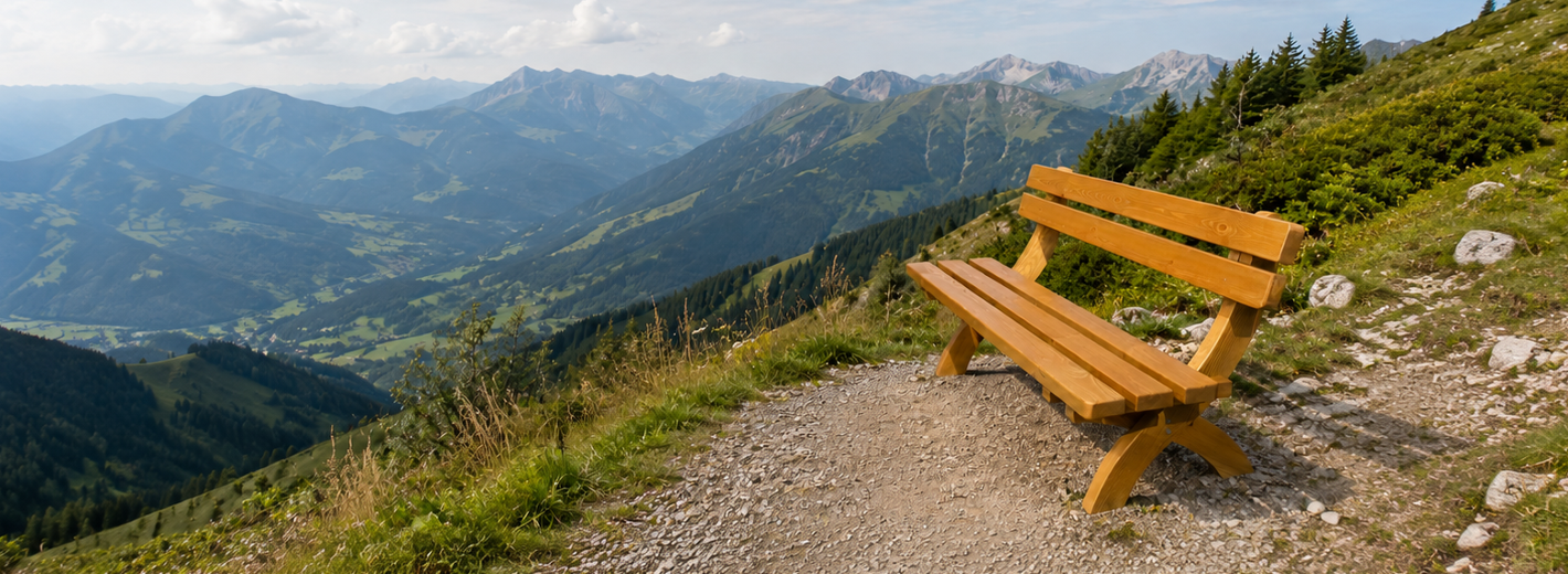 Gartenbank Rainbach steht auf einem Berg