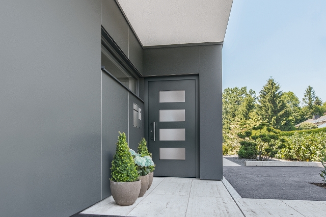 Aluminium-Haustür AT 530