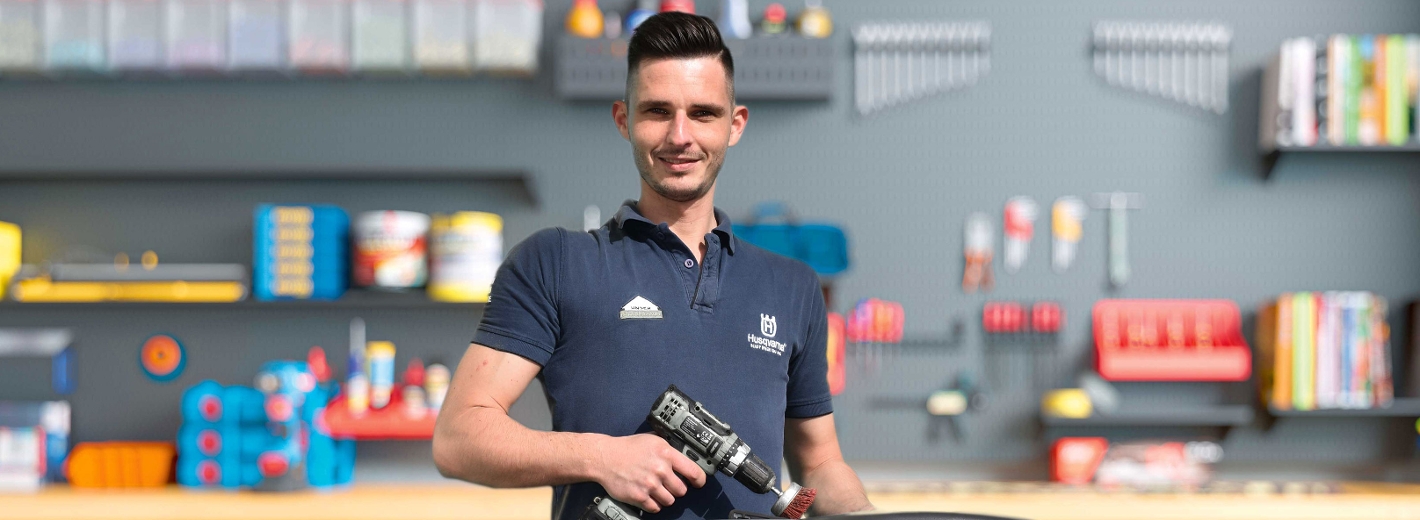 Unsere Rasenroboter-Fachwerkstätten bieten Ihnen umfassende Serviceleistungen rund um Ihren Rasenroboter.