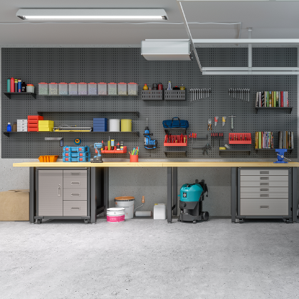 Hobby-Werkstatt in einer Garage
