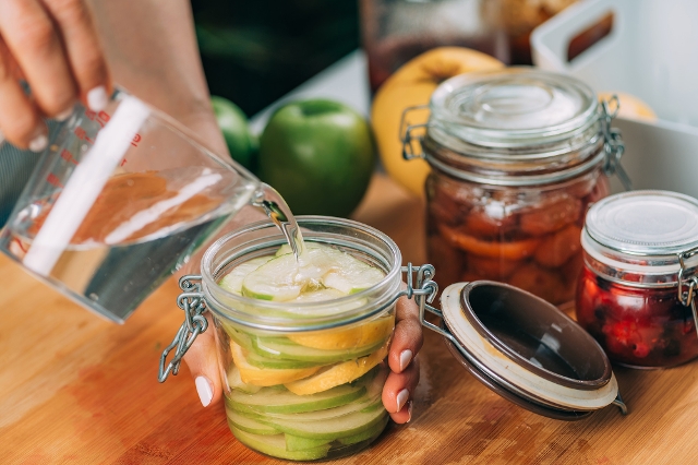 Haltbarmachen Fermentieren von Äpfeln