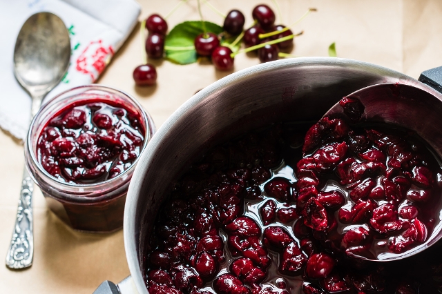 Obst als Kompott haltbar machen