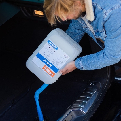 Mit AdBlue tanken