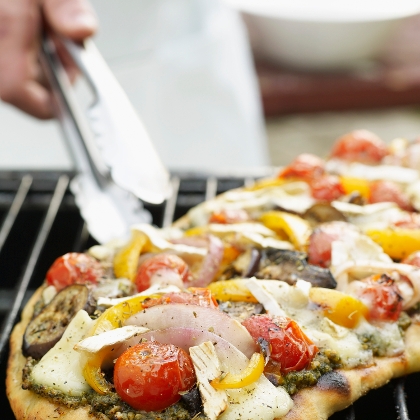 Pizza am Griller