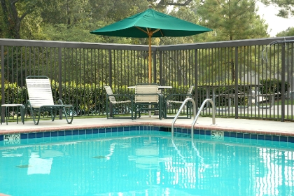 Umzäunter Pool