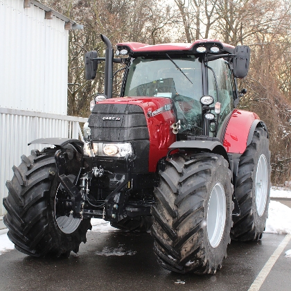 Case Traktor im Freien